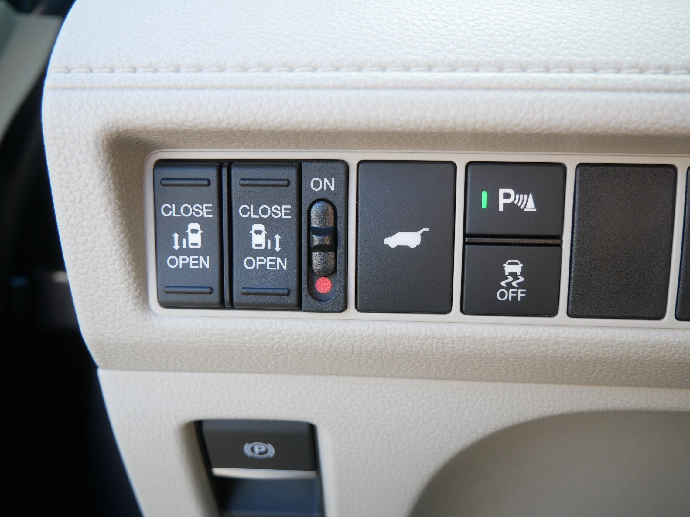 Certified 2026 Honda Odyssey Touring image 26