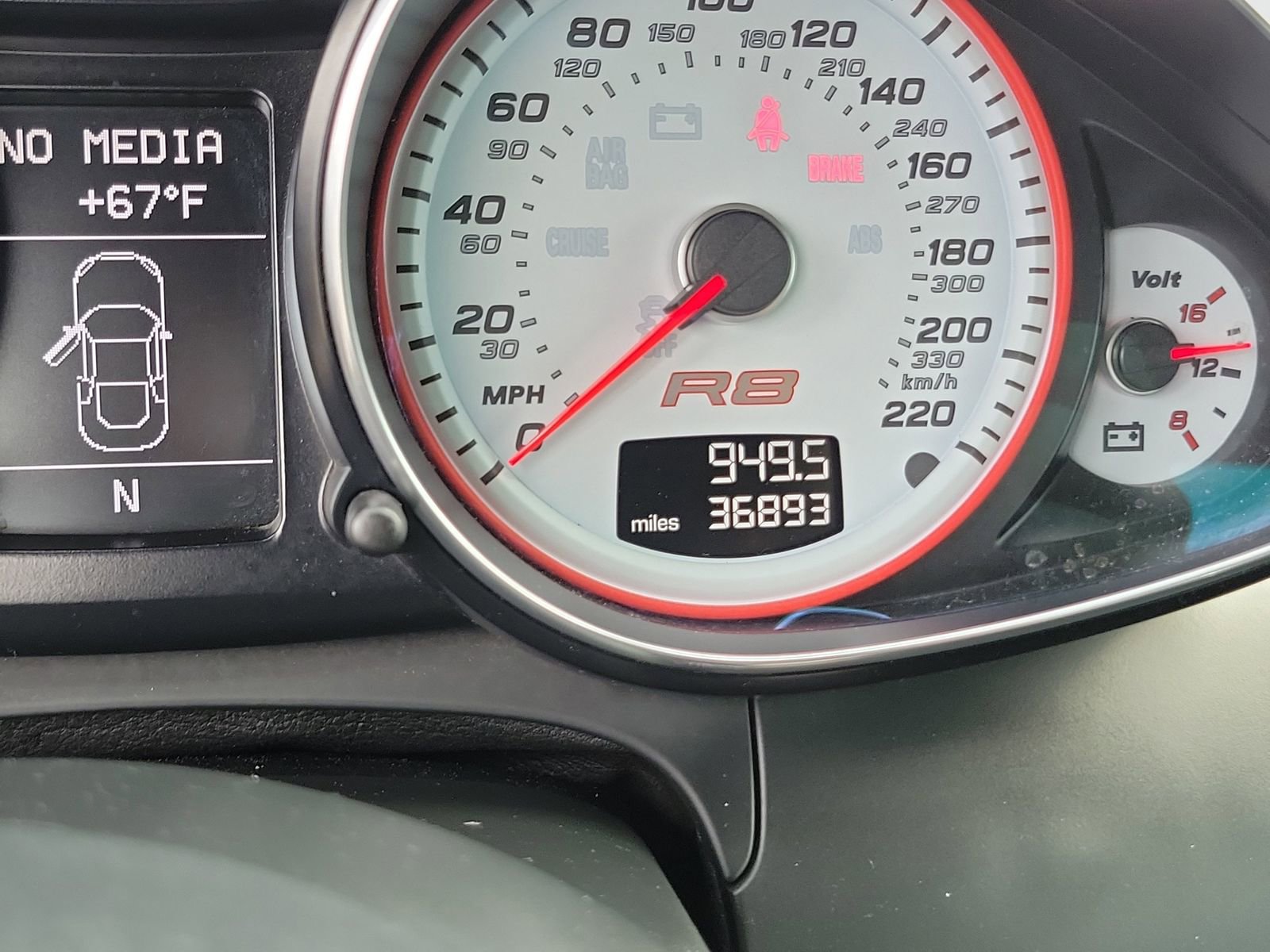 Used 2012 Audi R8 V10 image 20