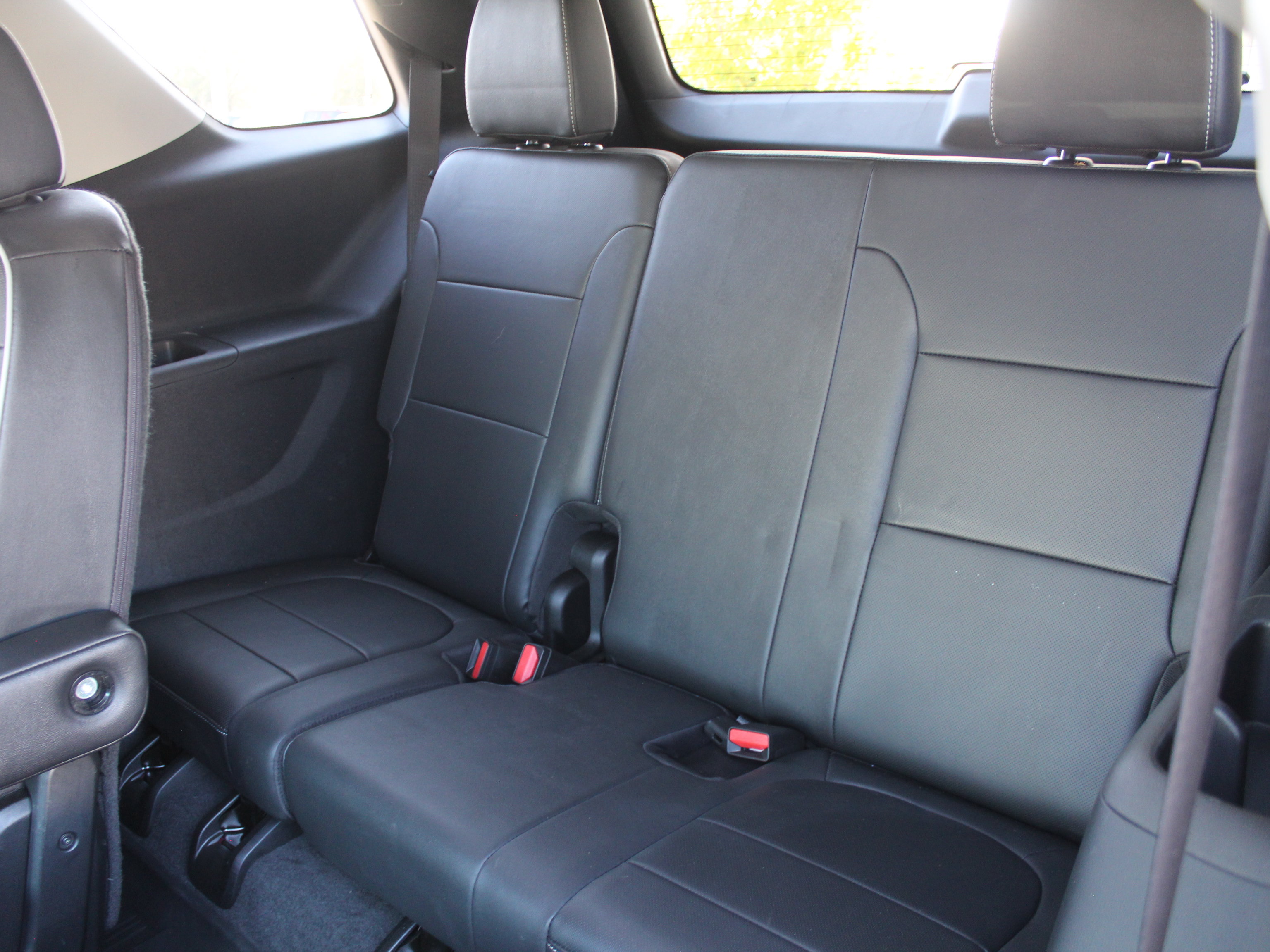 Used 2020 Chevrolet Traverse High Country FWD image 24