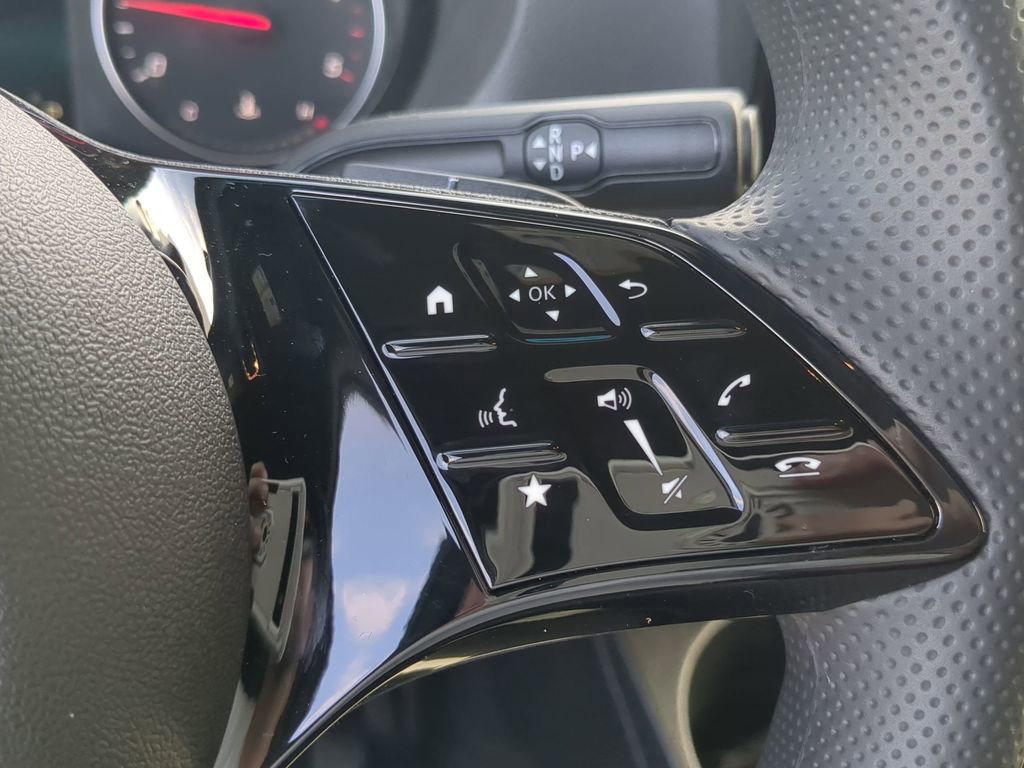 Used 2025 Mercedes-Benz Sprinter 2500 image 13