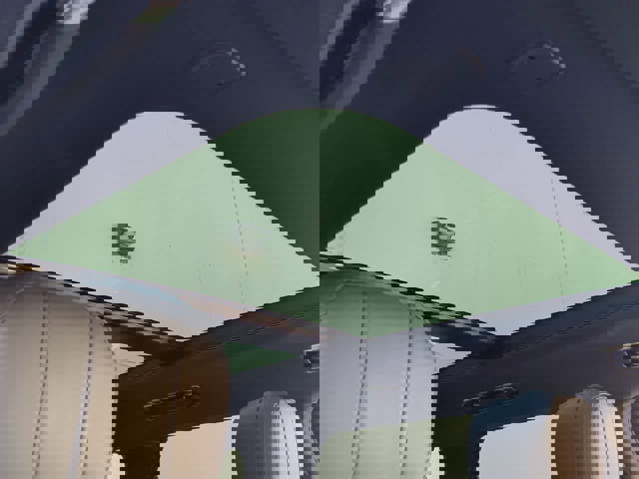 Used 2025 Land Rover Range Rover Sport SE image 20