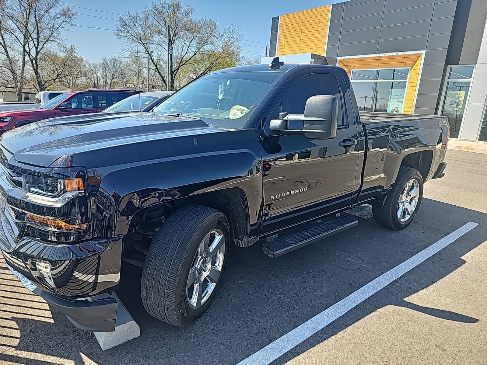 Used 2016 Chevrolet Silverado 1500 LT w/ LT Convenience Package AWD/4WD image 1