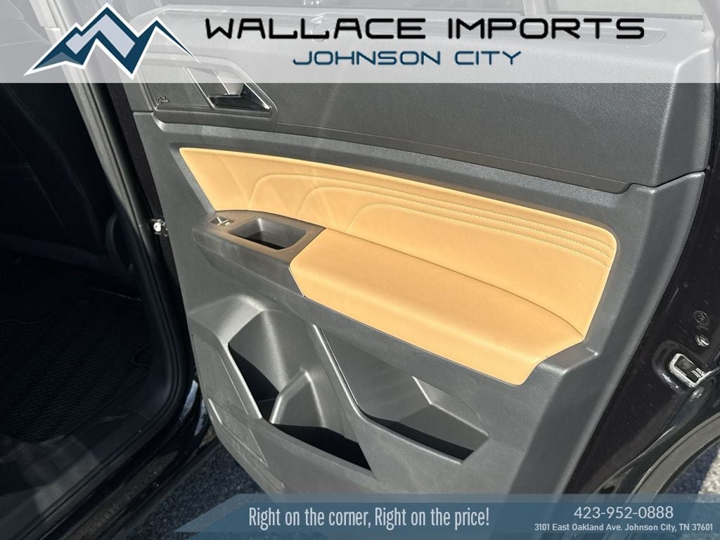 Certified 2022 Volkswagen Atlas Cross Sport SEL Premium R-Line AWD/4WD image 41