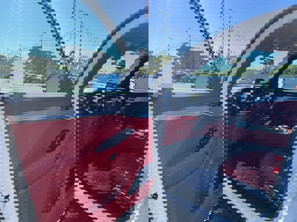 New 2025 Jeep Wagoneer S Launch Edition w/ Trailer Tow Group image 10