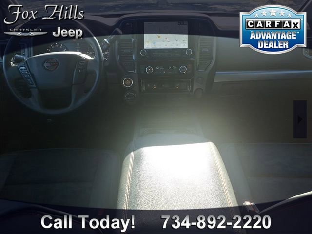 Used 2024 Nissan Titan PRO-4X w/ Off Road Protection Package image 12