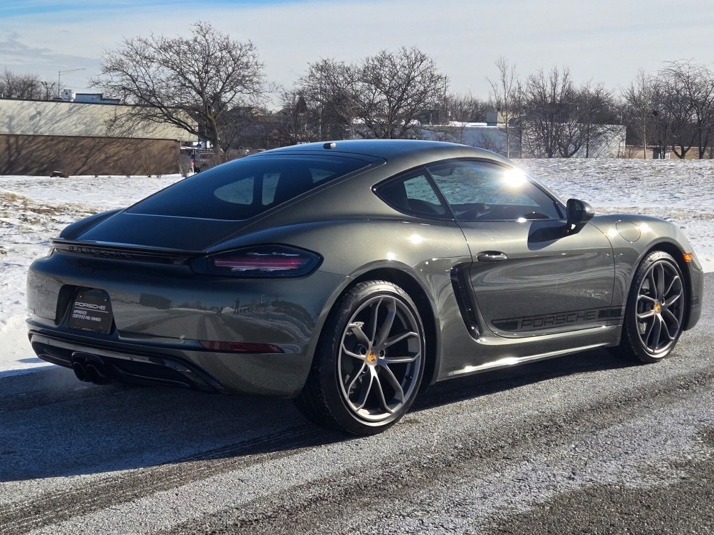 Used 2024 Porsche 718 Cayman image 7