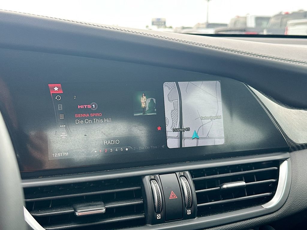 Used 2019 Alfa Romeo Giulia Ti image 13