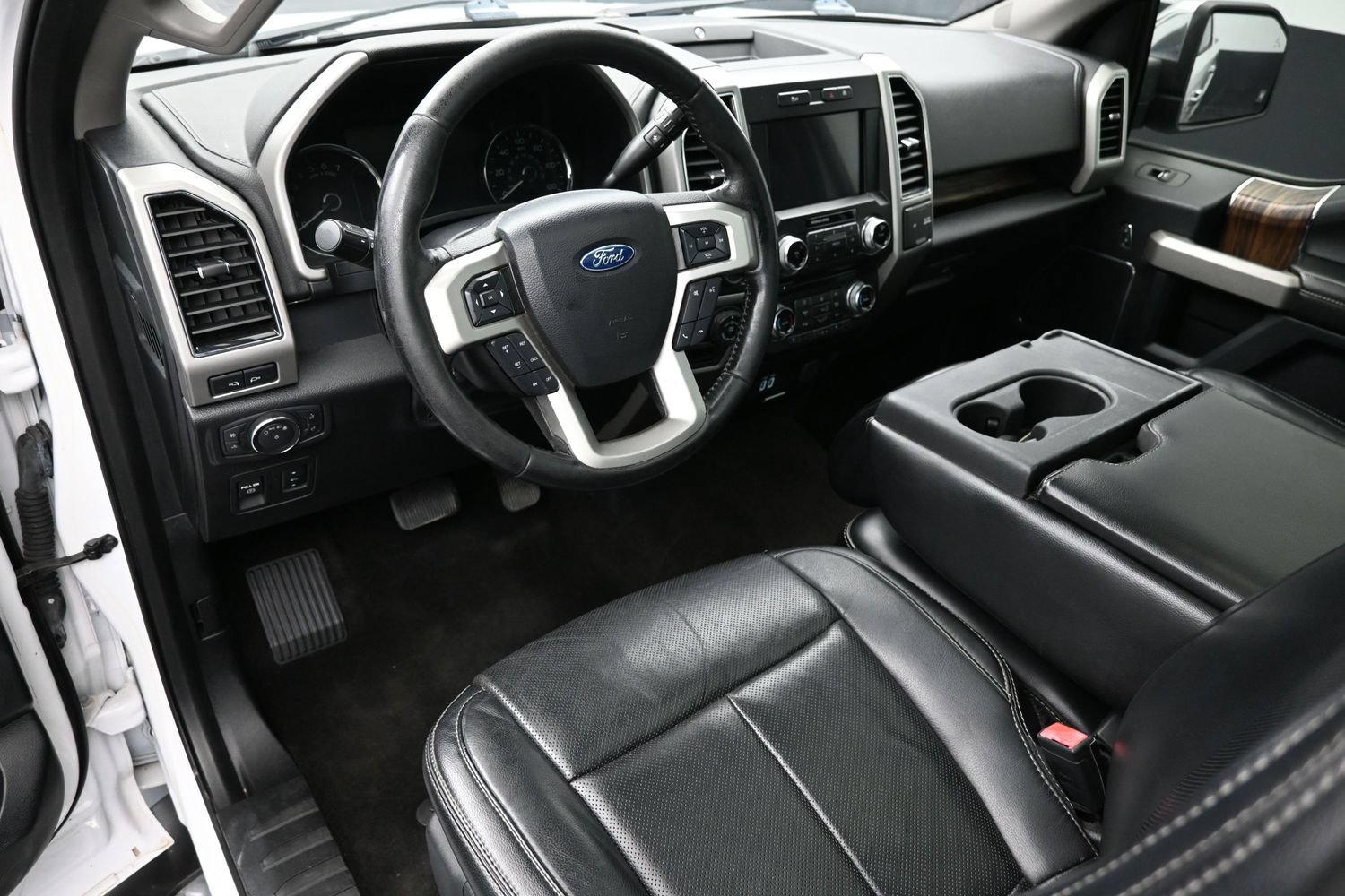Used 2018 Ford F150 Lariat RWD image 22