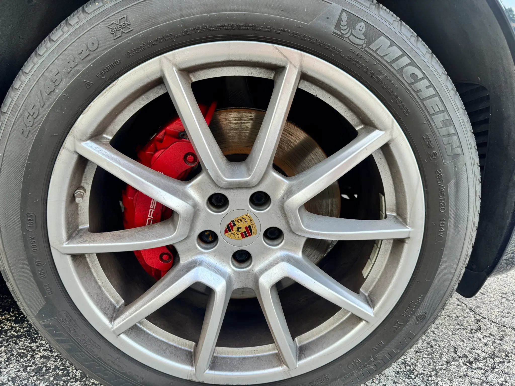Used 2017 Porsche Macan Turbo AWD/4WD image 13