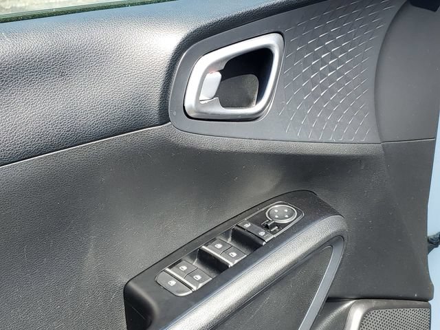 Used 2020 Kia Soul S FWD image 20