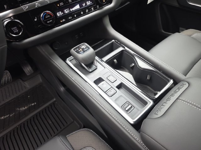 New 2026 Nissan Pathfinder SL w/ SL Premium Package FWD image 34