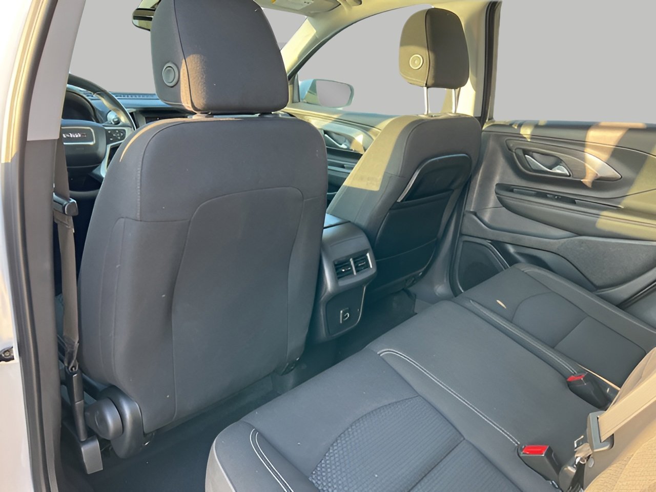 Used 2024 GMC Terrain SLE image 55