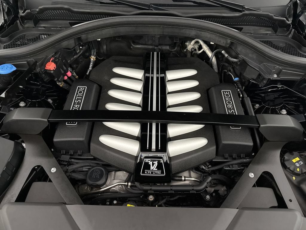 Used 2020 Rolls-Royce Cullinan AWD/4WD image 96
