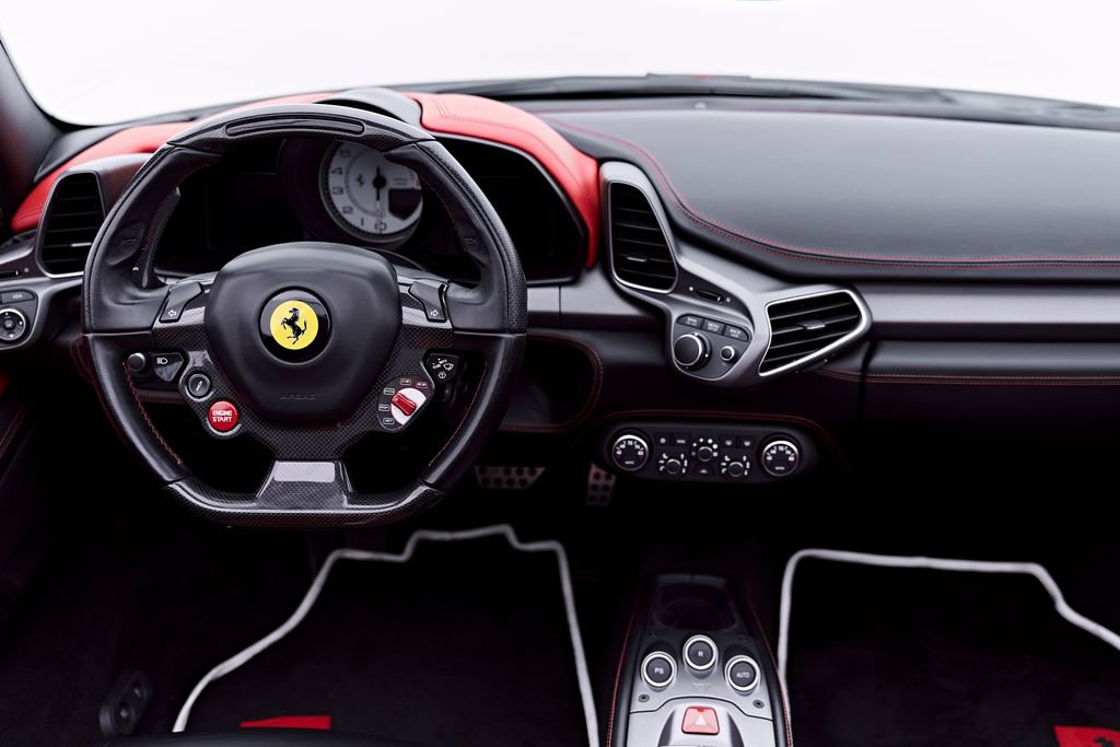 Used 2014 Ferrari 458 Spider RWD image 71