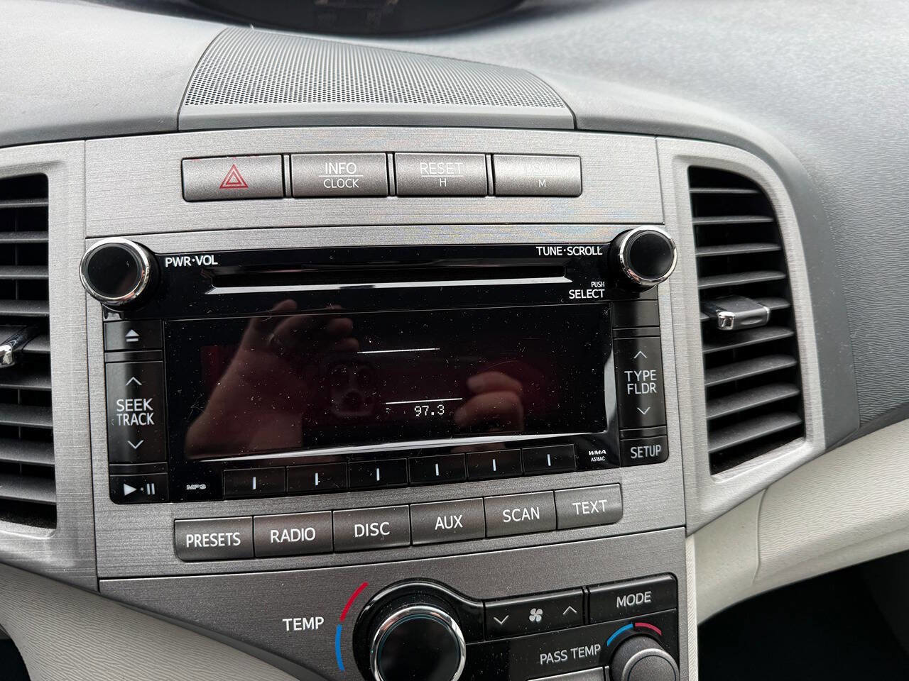 Used 2011 Toyota Venza AWD w/ Convenience Pkg image 86