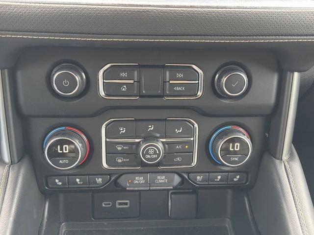 Used 2021 Chevrolet Suburban Premier RWD image 7