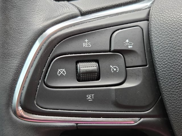 Used 2022 Buick Encore GX Select w/ Sport Touring Package FWD image 19