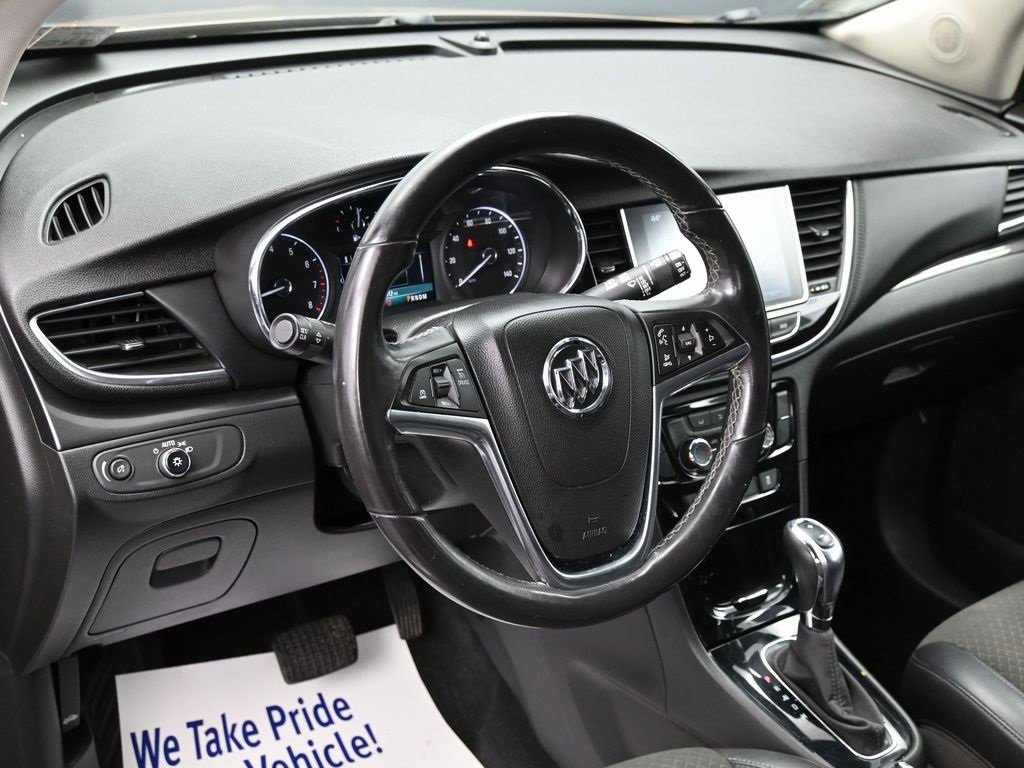 Used 2018 Buick Encore Preferred image 17