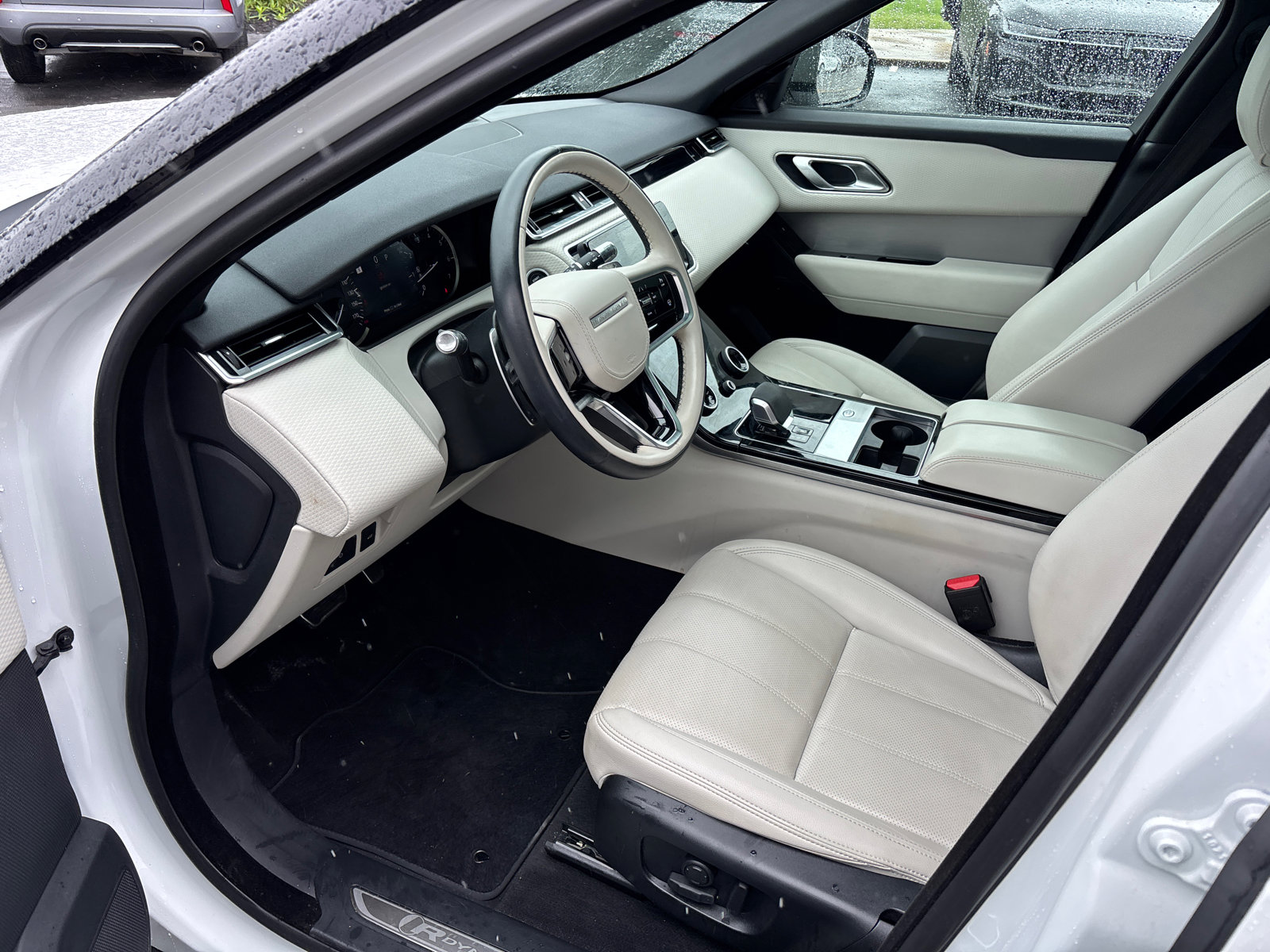 Used 2022 Land Rover Range Rover Velar R-Dynamic S AWD/4WD image 23