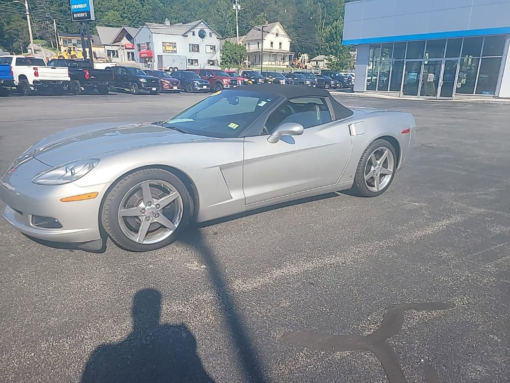 Used 2006 Chevrolet Corvette Convertible w/ Preferred Equipment Group image 1