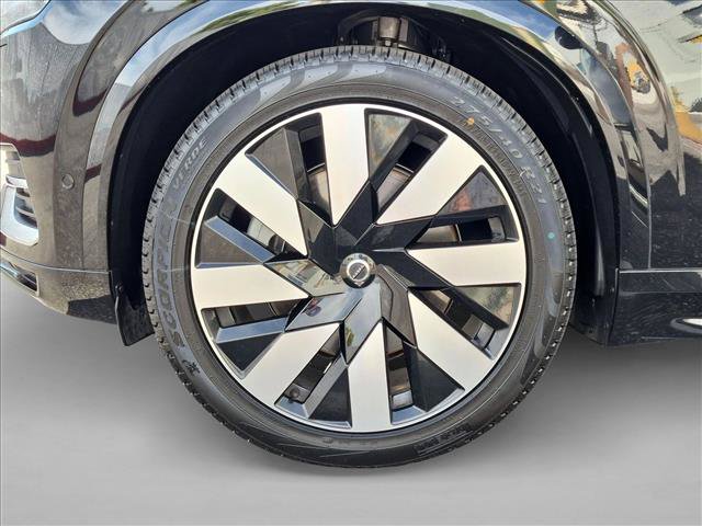 Used 2023 Volvo XC90 T8 Ultimate w/ Lounge Package AWD/4WD image 26
