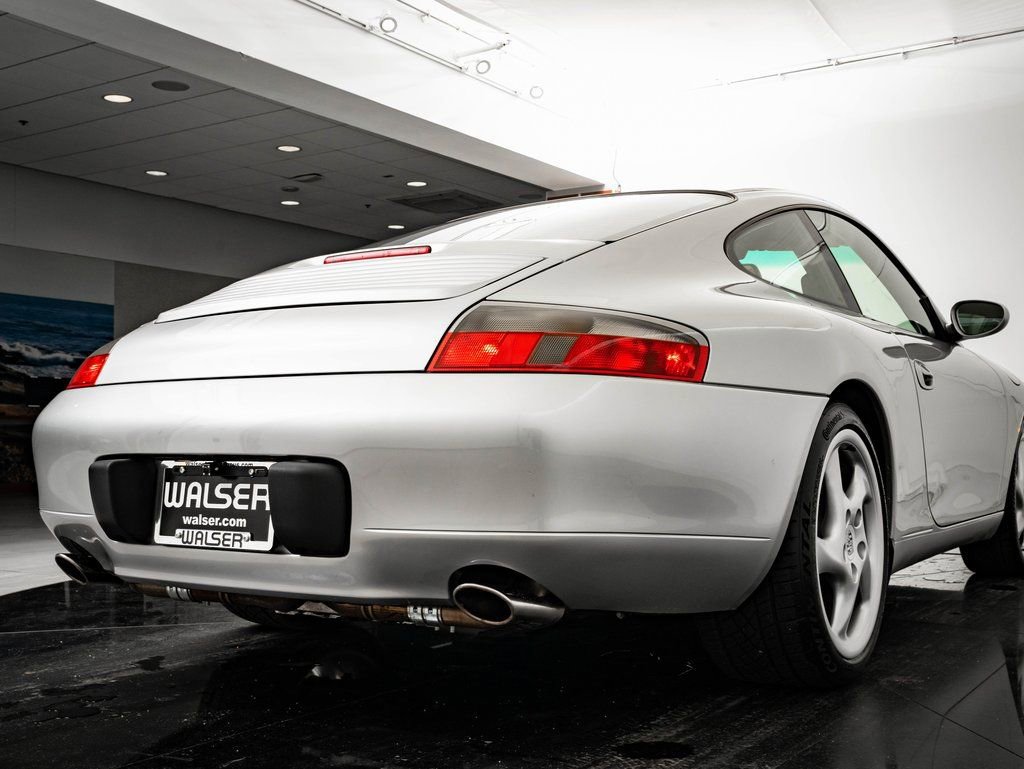 Used 2000 Porsche 911 Carrera image 21