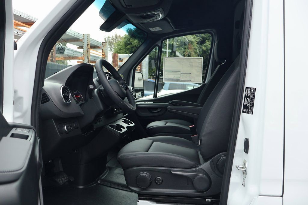 New 2026 Mercedes-Benz Sprinter 3500 image 6