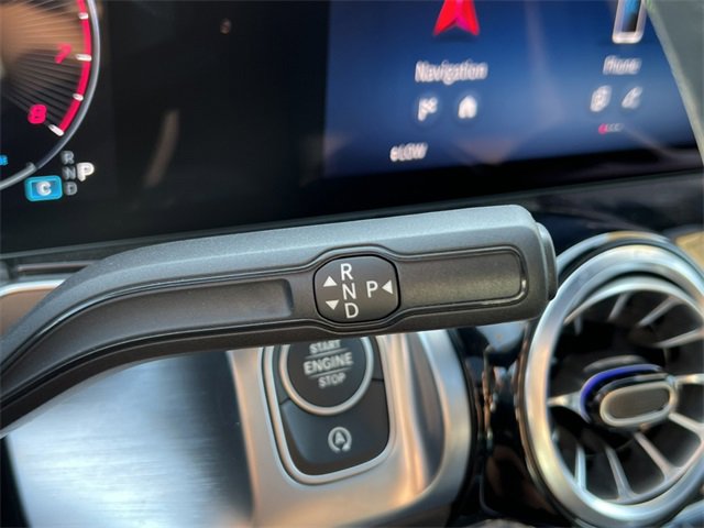 Used 2024 Mercedes-Benz GLB 250 4MATIC image 21