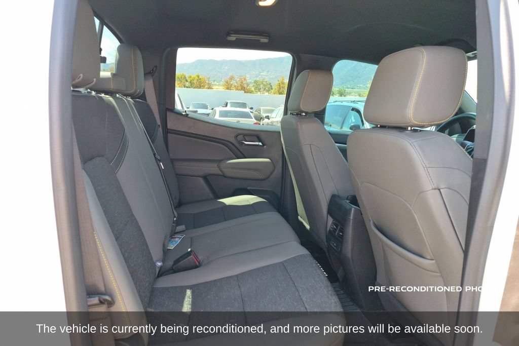 Used 2024 Chevrolet Colorado ZR2 w/ Technology Package AWD/4WD image 13