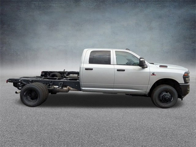 New 2026 RAM 3500 Tradesman image 3