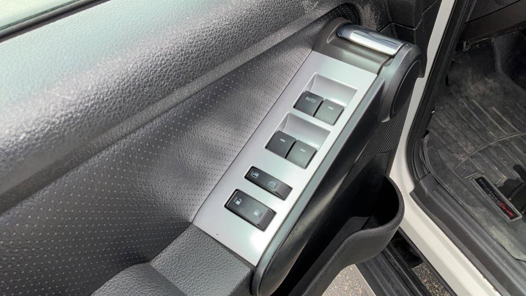Used 2010 Mercury Mountaineer Premier AWD/4WD image 26