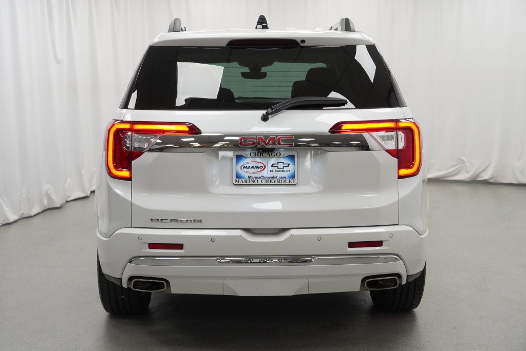 Certified 2023 GMC Acadia Denali w/ Denali Technology Package FWD image 41