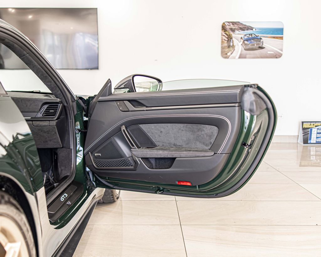 Used 2026 Porsche 911 GT3 w/ Weissach Package image 35