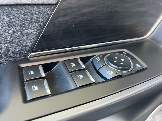 Used 2024 Ford F150 Lariat w/ FX4 Off-Road Package image 11