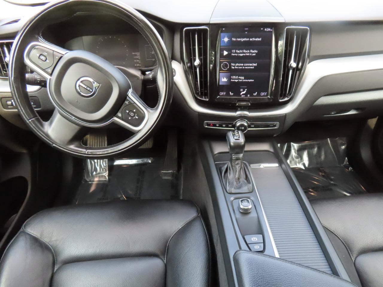 Used 2018 Volvo XC60 T5 Momentum AWD/4WD image 15
