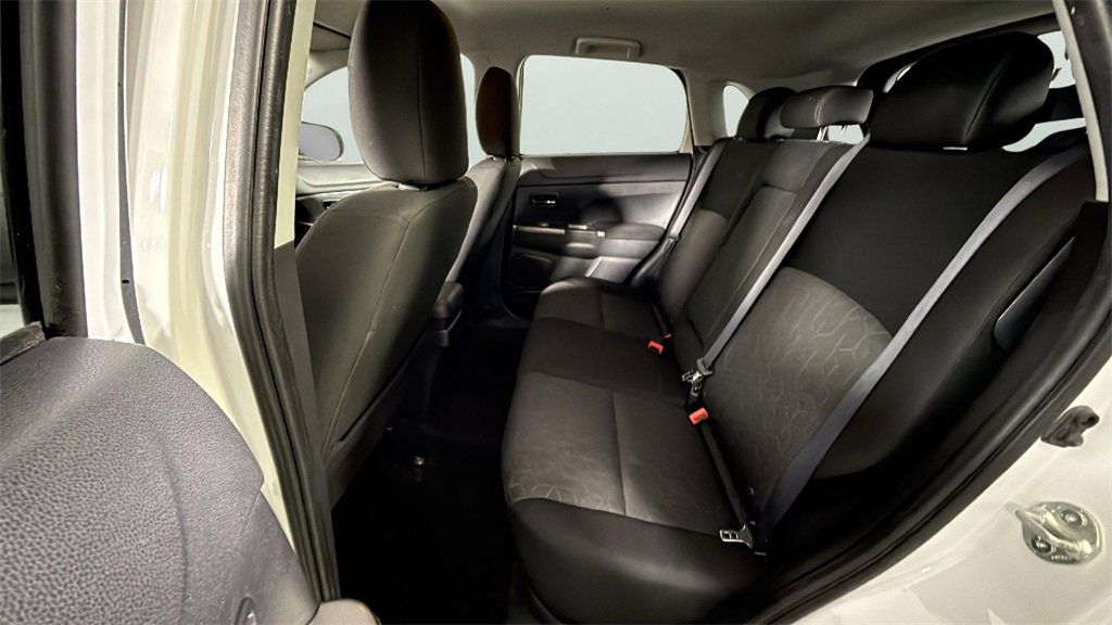 Used 2021 Mitsubishi Outlander Sport SE image 41