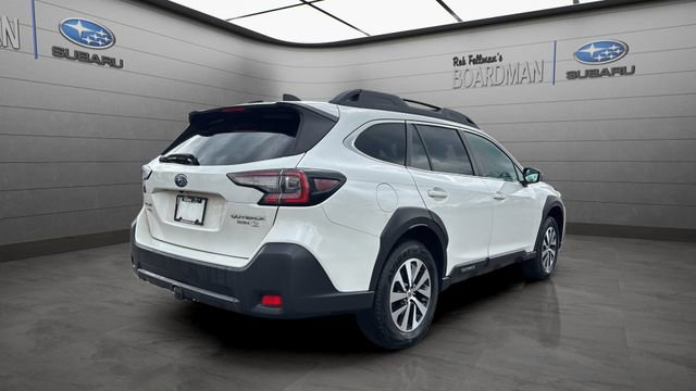 Used 2023 Subaru Outback Premium AWD/4WD image 5