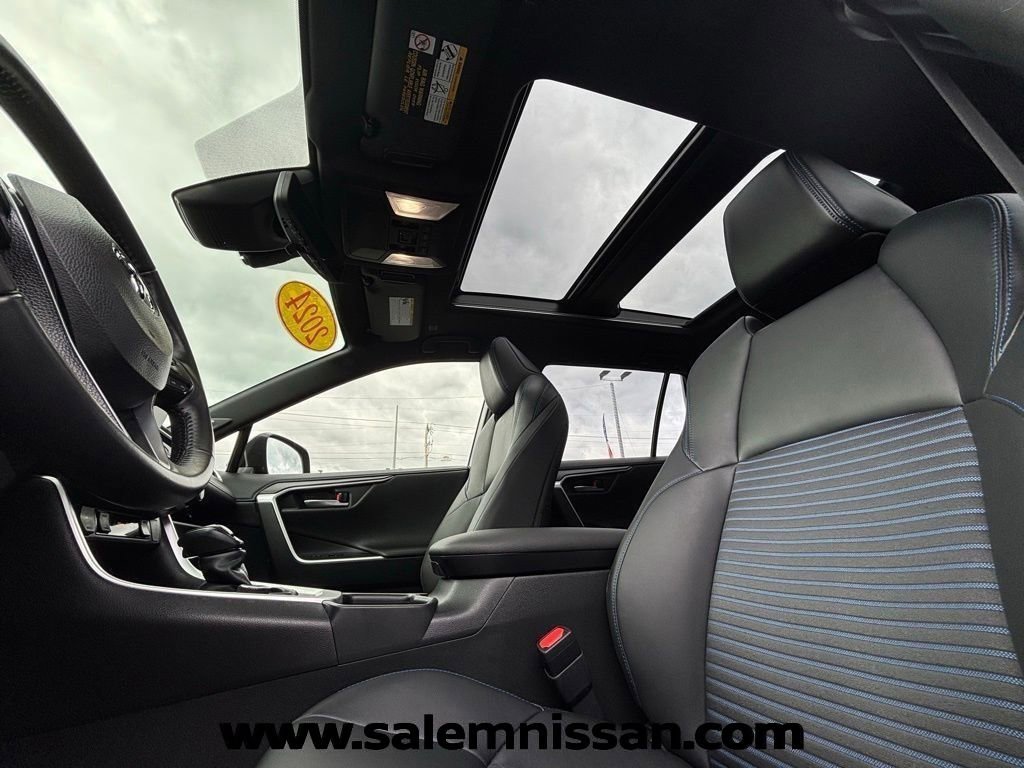 Used 2024 Toyota RAV4 XSE w/ Advanced Technology Package image 11