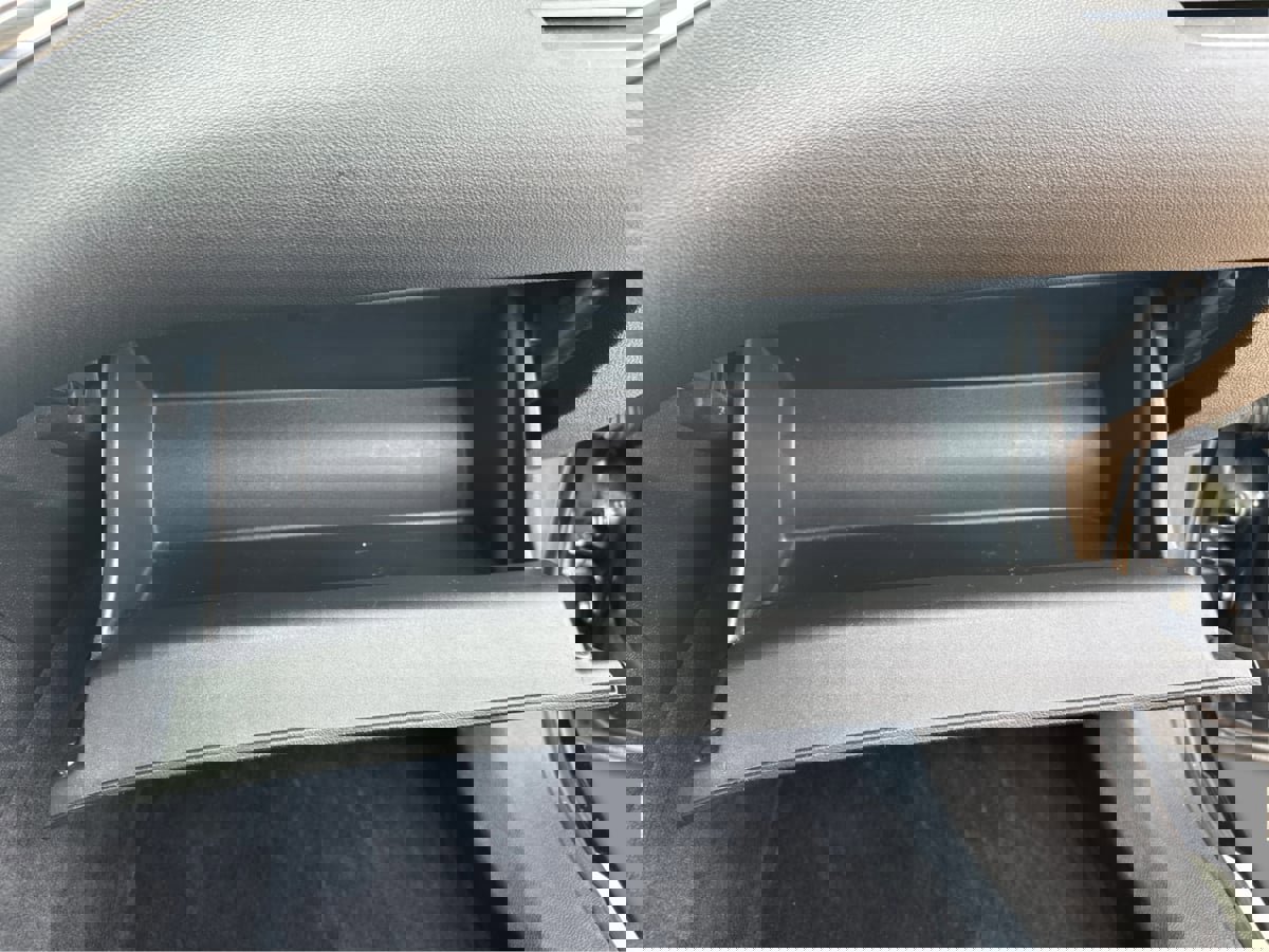 Used 2016 Chevrolet Impala LTZ FWD image 21