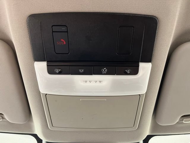 Used 2024 Nissan Rogue SV FWD image 34