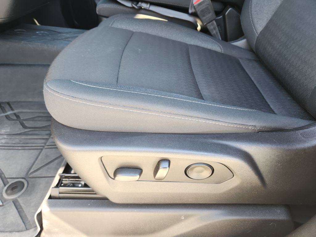 Used 2025 Chevrolet Silverado 1500 Custom w/ LPO, Dark Essentials Package image 31