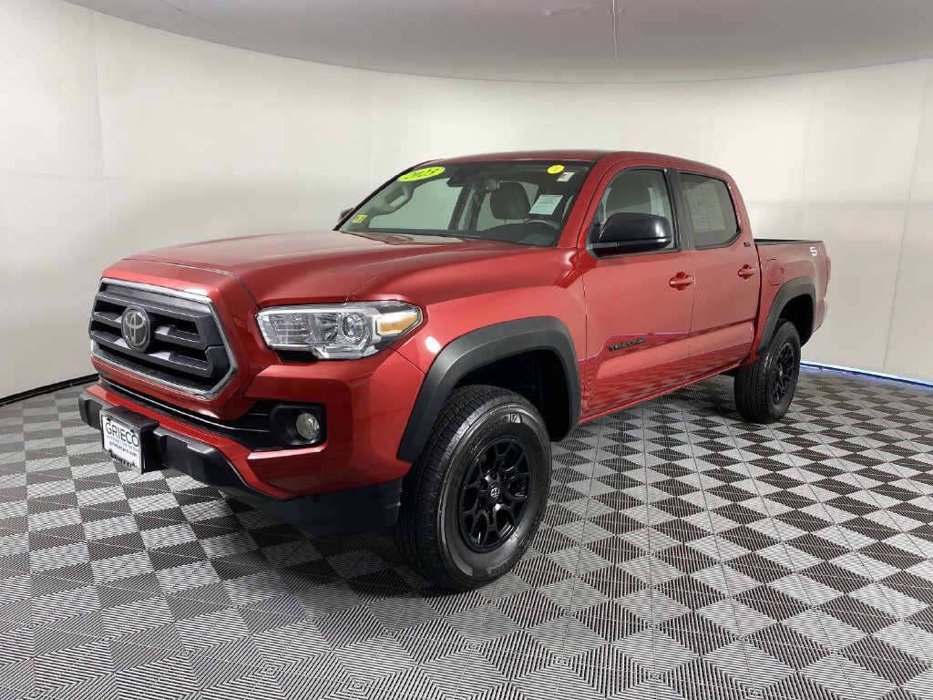 Used 2023 Toyota Tacoma SR5 w/ SX Package AWD/4WD image 4