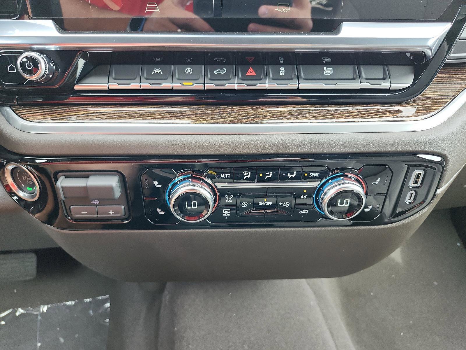 New 2026 GMC Sierra 1500 SLE image 15