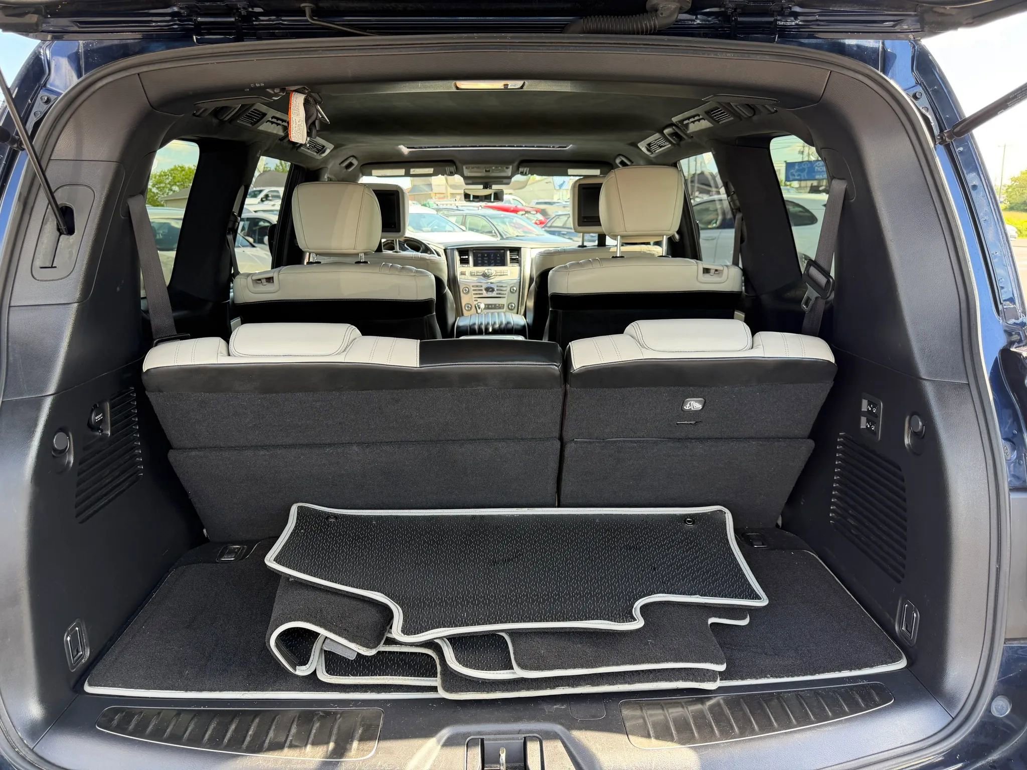 Used 2019 INFINITI QX80 Limited w/ All-Season Package AWD/4WD image 41