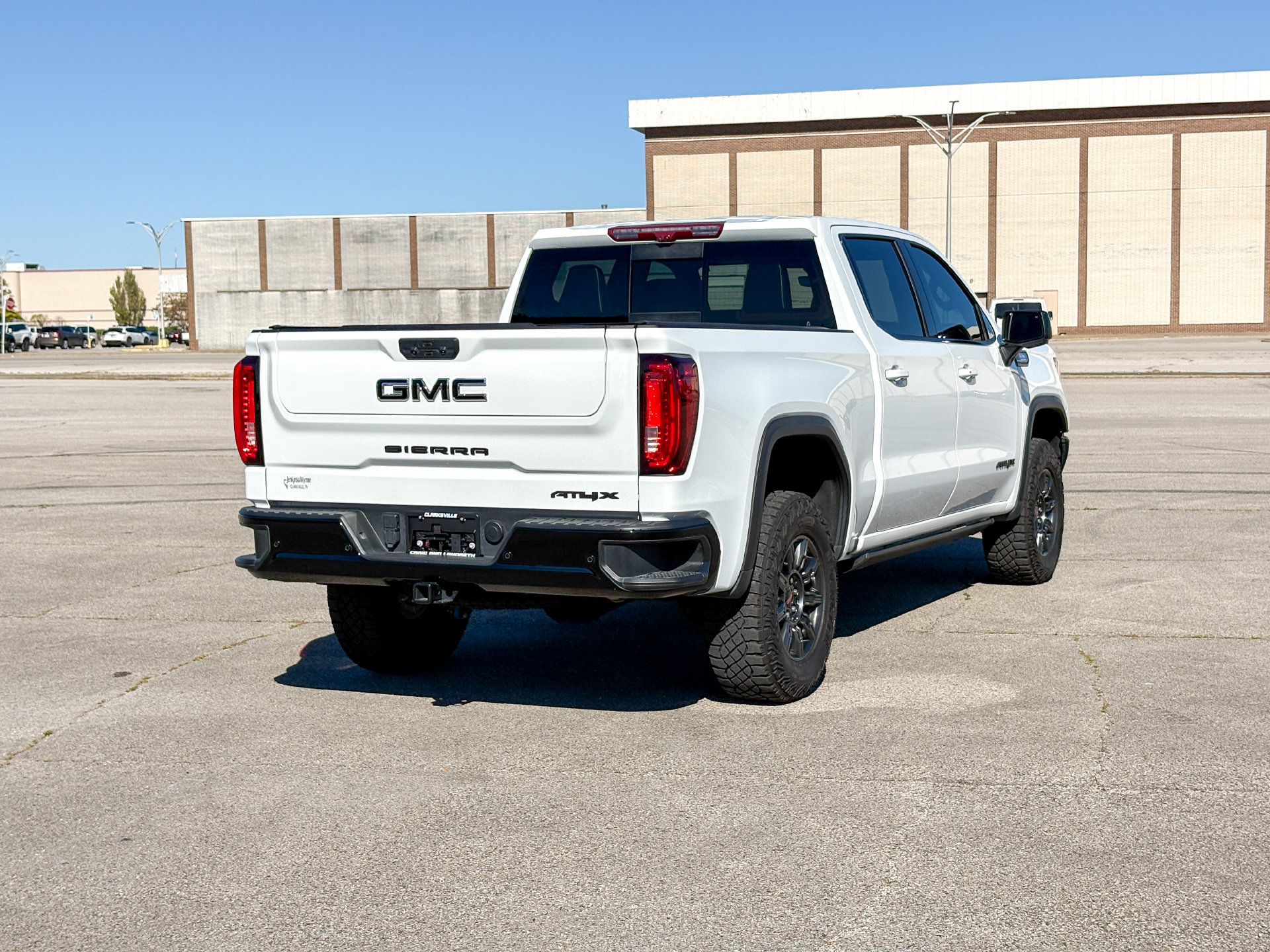 Used 2025 GMC Sierra 1500 AT4X AWD/4WD image 10