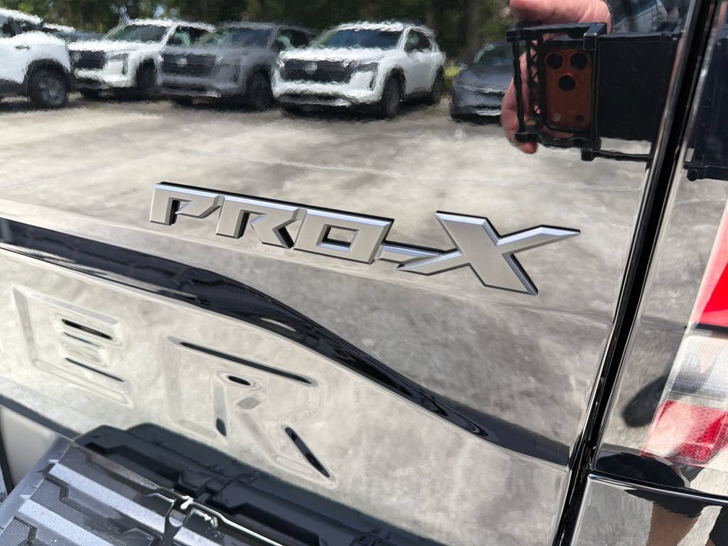 Used 2024 Nissan Frontier Pro-X RWD image 10