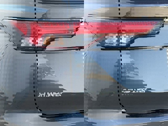 Used 2024 Mitsubishi Outlander SE image 6