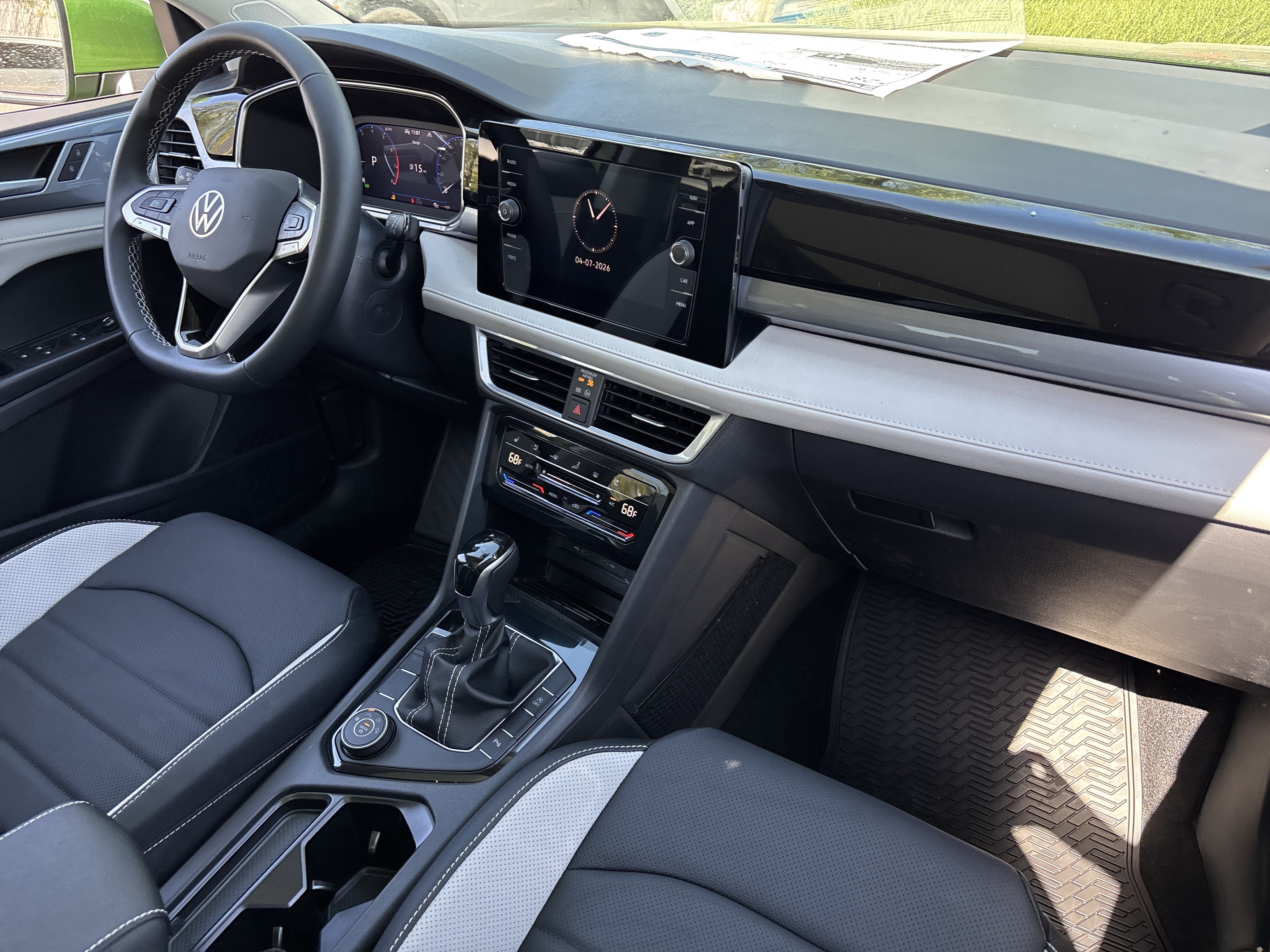 New 2026 Volkswagen Taos SEL AWD/4WD image 9