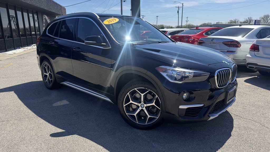 Used 2019 BMW X1 xDrive28i w/ Convenience Package image 2