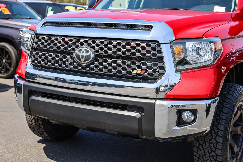 Used 2020 Toyota Tundra SR5 w/ SR5 Upgrade Package AWD/4WD image 19